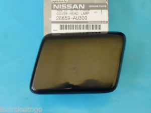 Крышка форсунки NISSAN лев омыв. фар OE