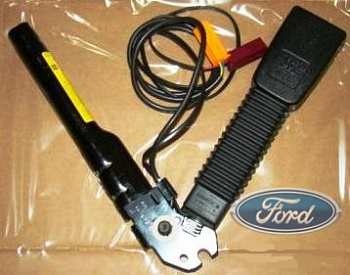 Замок ремня безопасности FORD FOCUS II 05-08 пер лев OE
